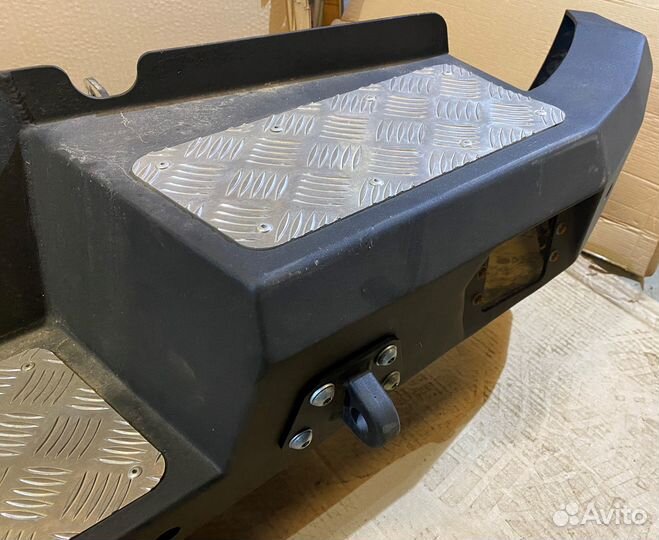 Задний бампер для VW Amarok 