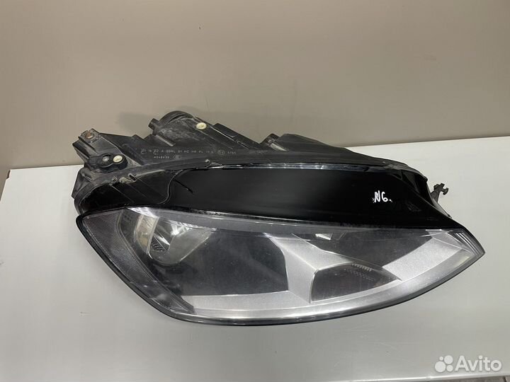 Фара правая Фольксваген Гольф 7