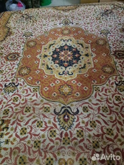 Ковер бу шерстяной.2200на3200