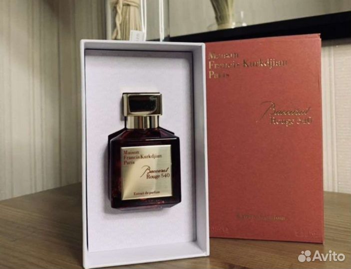 Парфюм Maison Francis Kurkdjian Baccarat Rouge 540