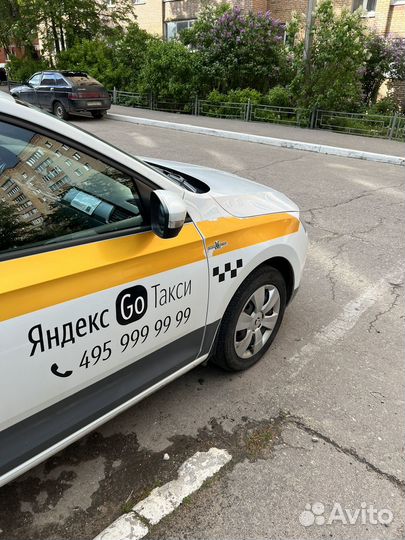 Сдаю в аренду такси шкода рапид