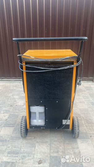 Осушитель воздуха Master