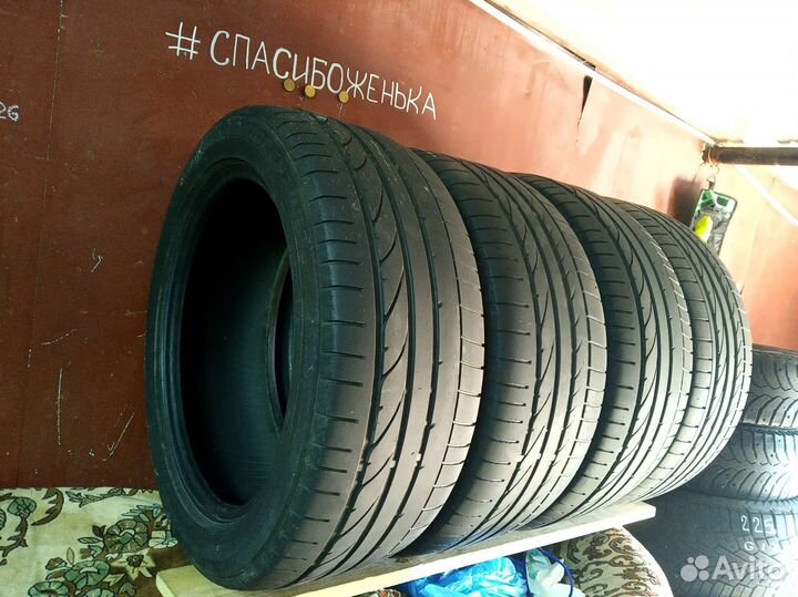 Bridgestone Potenza RE050A 235/45 R17 94W