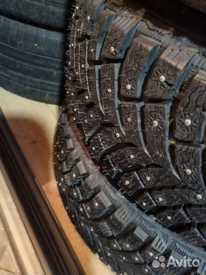 Michelin X-Ice North 4 185/65 R15