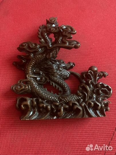 Дракон из дерева. Сувенир