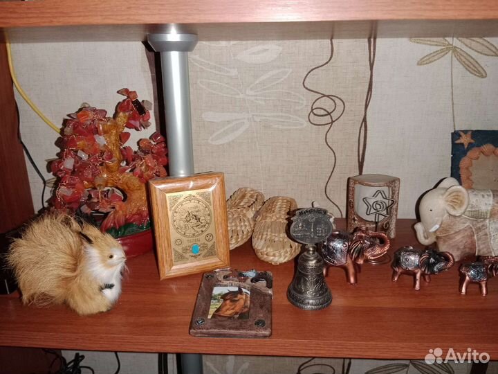 Сувениры, статуэтки разные