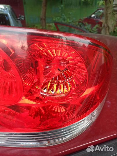 Фонарь задний правый лансер 9