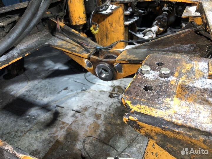 Ремоент мостов экскаватора погрузчика