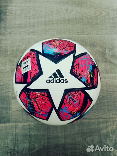 Футбольный мяч adidas лига чемпионов оригинал