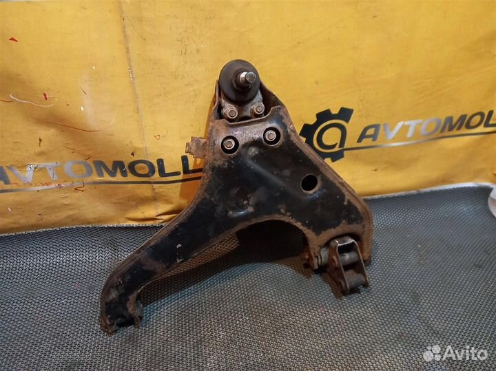 Рычаг передний левый mitsubishi pajero sport K94W