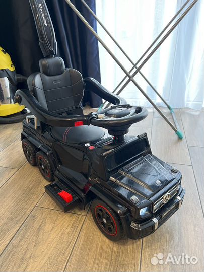 Машинка каталка толокар Mercedes электромобиль