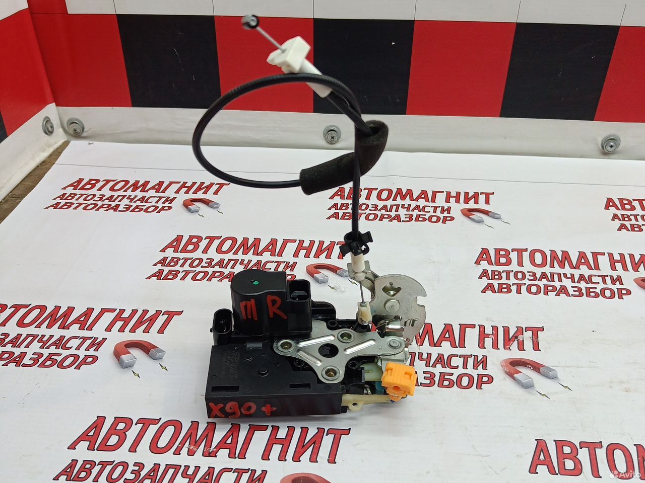 Замок двери передний правый Jetour X90 plus