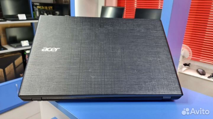 Ноутбук Acer i3-4005u 6gb SSD 128gb HD