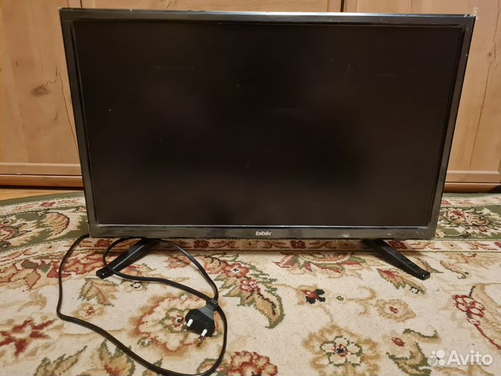 Телевизор BBK 22