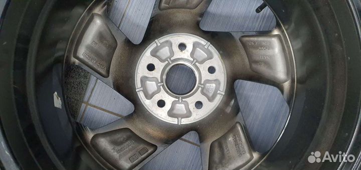 Оригинальные,Hyundai Santa Fe r18