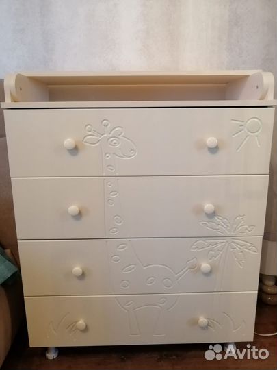 Комод с пеленальным столиком