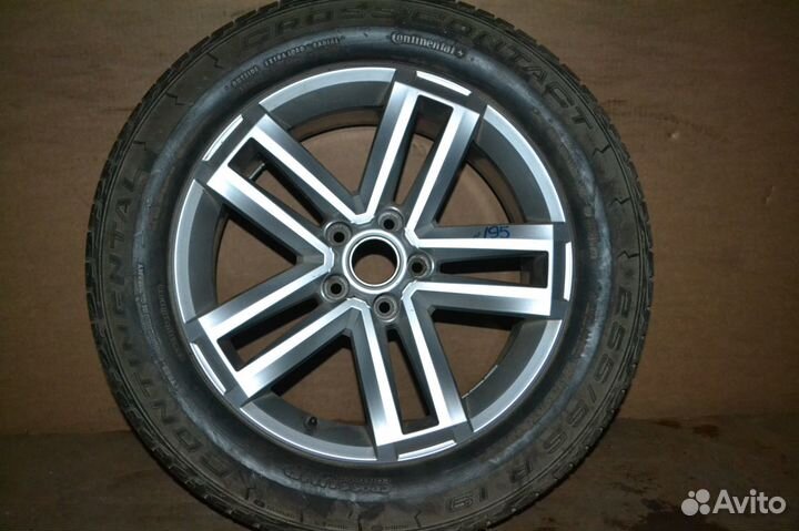 Колесо Amarok R19 VAG с летней шиной 255 55 19