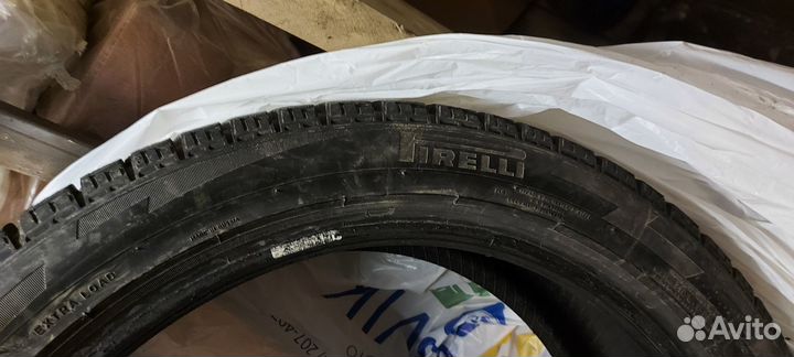 Pirelli Ice Zero 225/45 R19 96H