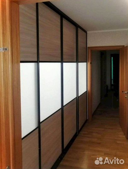 Стеклянная перегородка