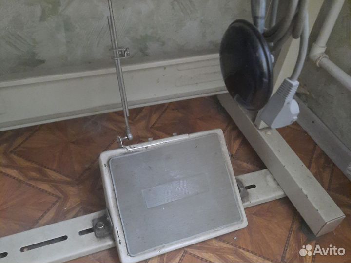 Швейная машина Maxdo