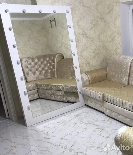 Гримерное зеркало с лампочками бу