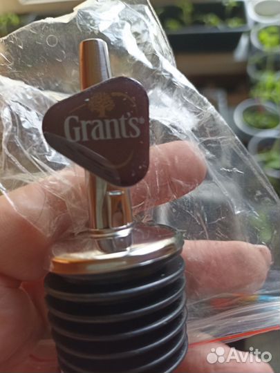 Бутылка стеклянная 3 литра из под виски