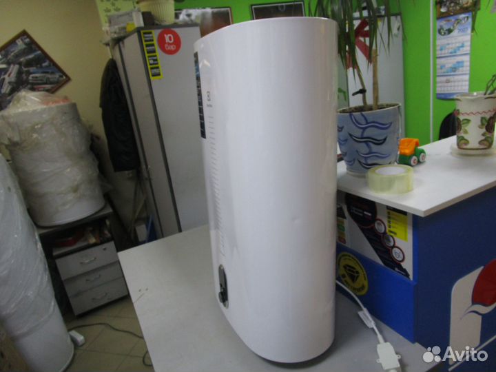 Водонагреватель Electrolux EWH 80 Royal Flash