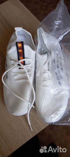 Кроссовки женские летние