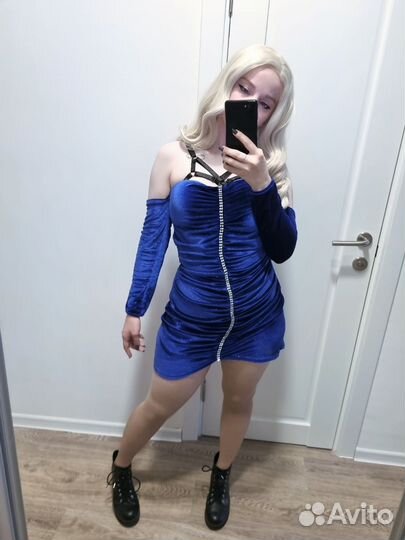 Бархатное платье