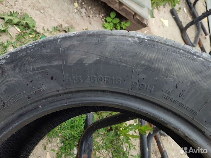 Nankang NA-1 215/60 R16 99H