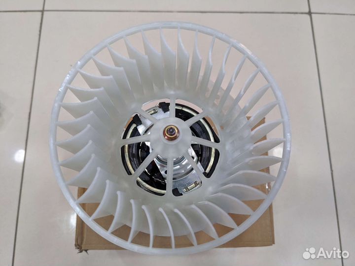 Мотор отопителя range rover / BMW X5 E53 / 5 E39