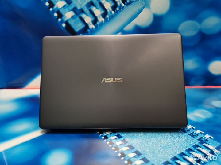 Ноутбук Asus для работы и учёбы с FHD / i3 8130u