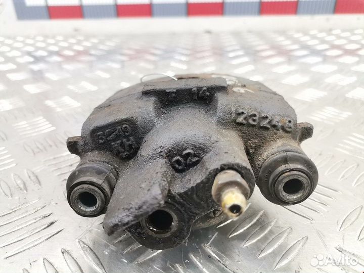 Суппорт задний левый для Chrysler PT Cruiser