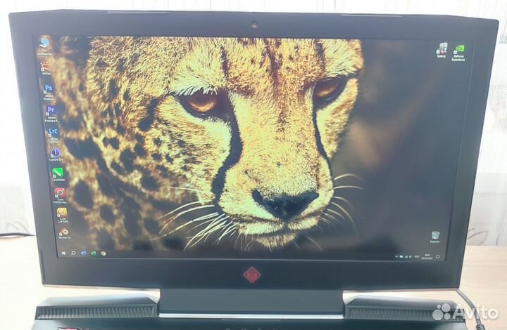 Игровой ноутбук HP omen 17 i5/1000gbssd/16gbddr4