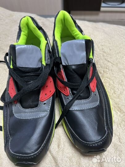 Кроссовки мужские