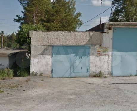 Гараж, > 30 м²