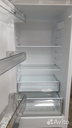 Встраиваемый холодильник weissgauff