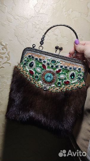 Сумки женские: норка и вышивка