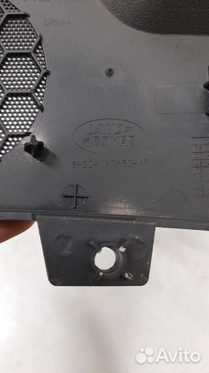 Крышка динамика на торпедо правая Land Rover