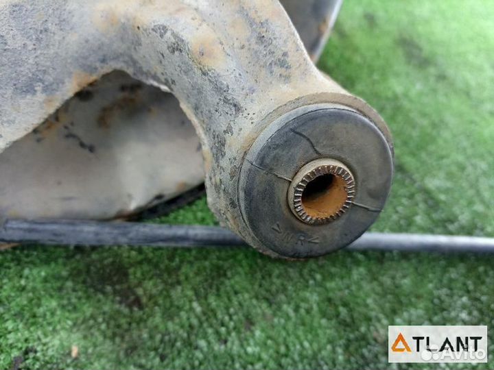 Ступица задняя левая toyota camry