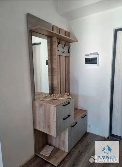 Прихожая. Шкаф в коридор