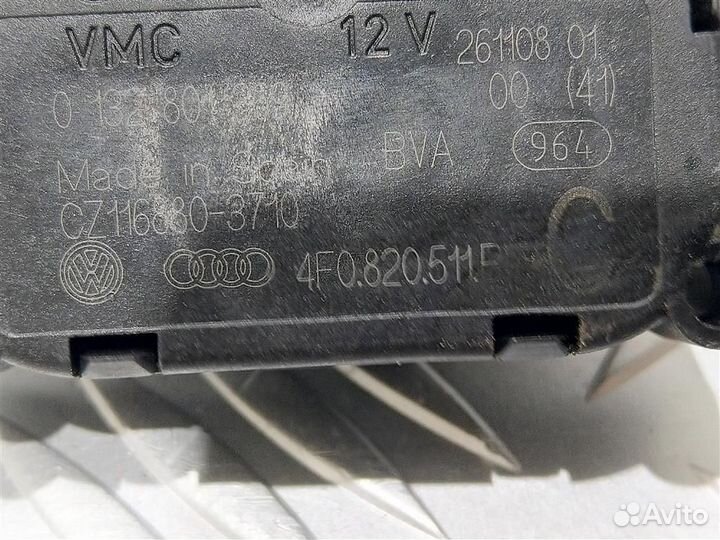 Моторчик заслонки печки Audi A6 C6 4F0820511B