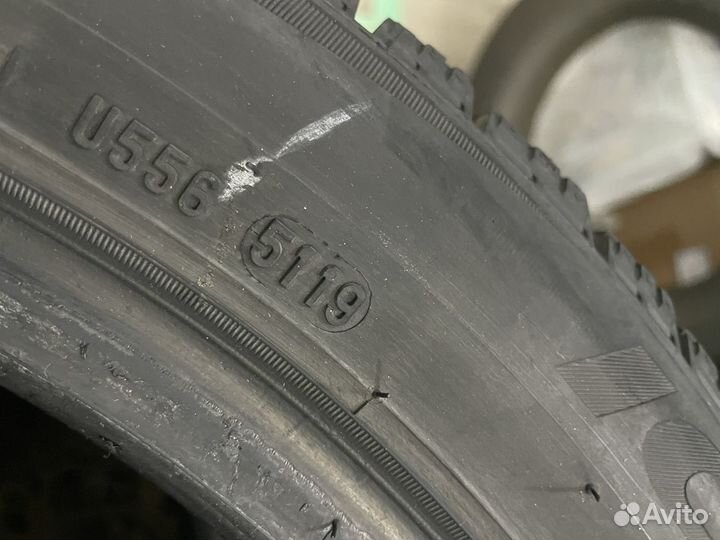 Pirelli Ice Zero FR 225/45 R17 94H