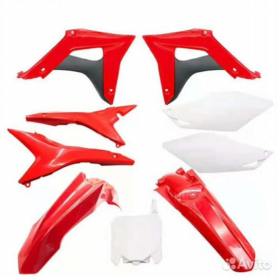 Комплект пластика BSE Z-серии красный