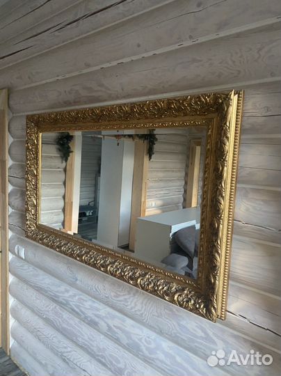 Зеркало в багетной раме
