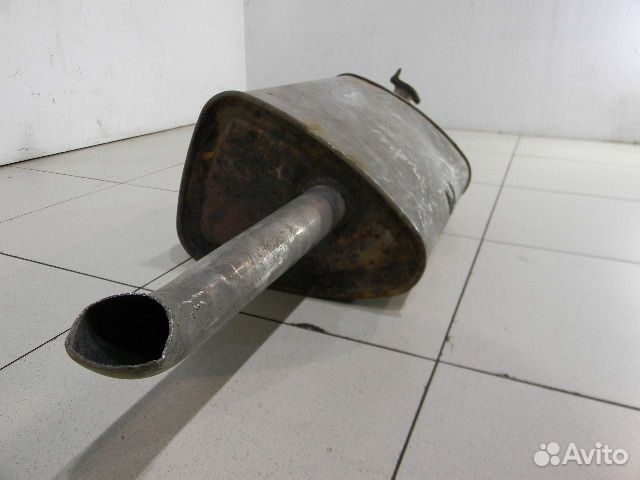 Задняя часть глушителя
