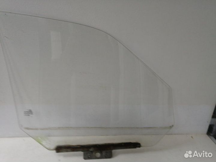Стекло двери переднее левое LADA 2110 2110 1.5