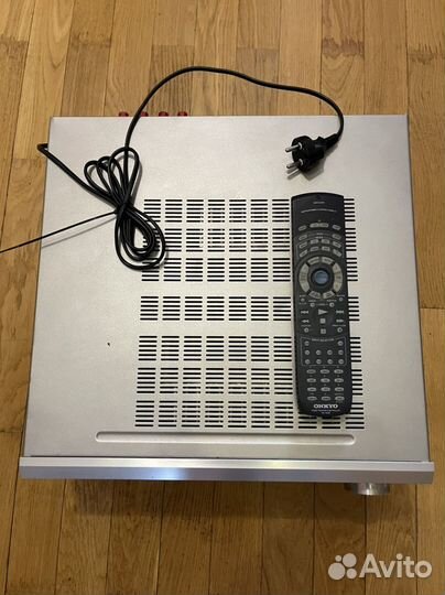 AV-ресивер Onkyo TX-DS797