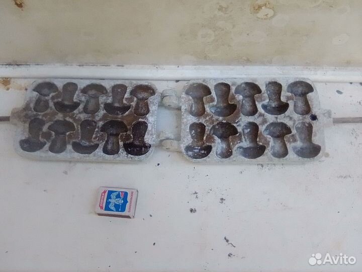 Форма для выпечки грибов