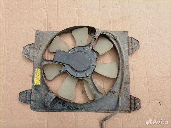 Вентилятор радиатора кондиционера Chariot Grandis